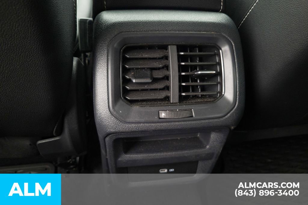Used 2022 Volkswagen Taos SE image 23