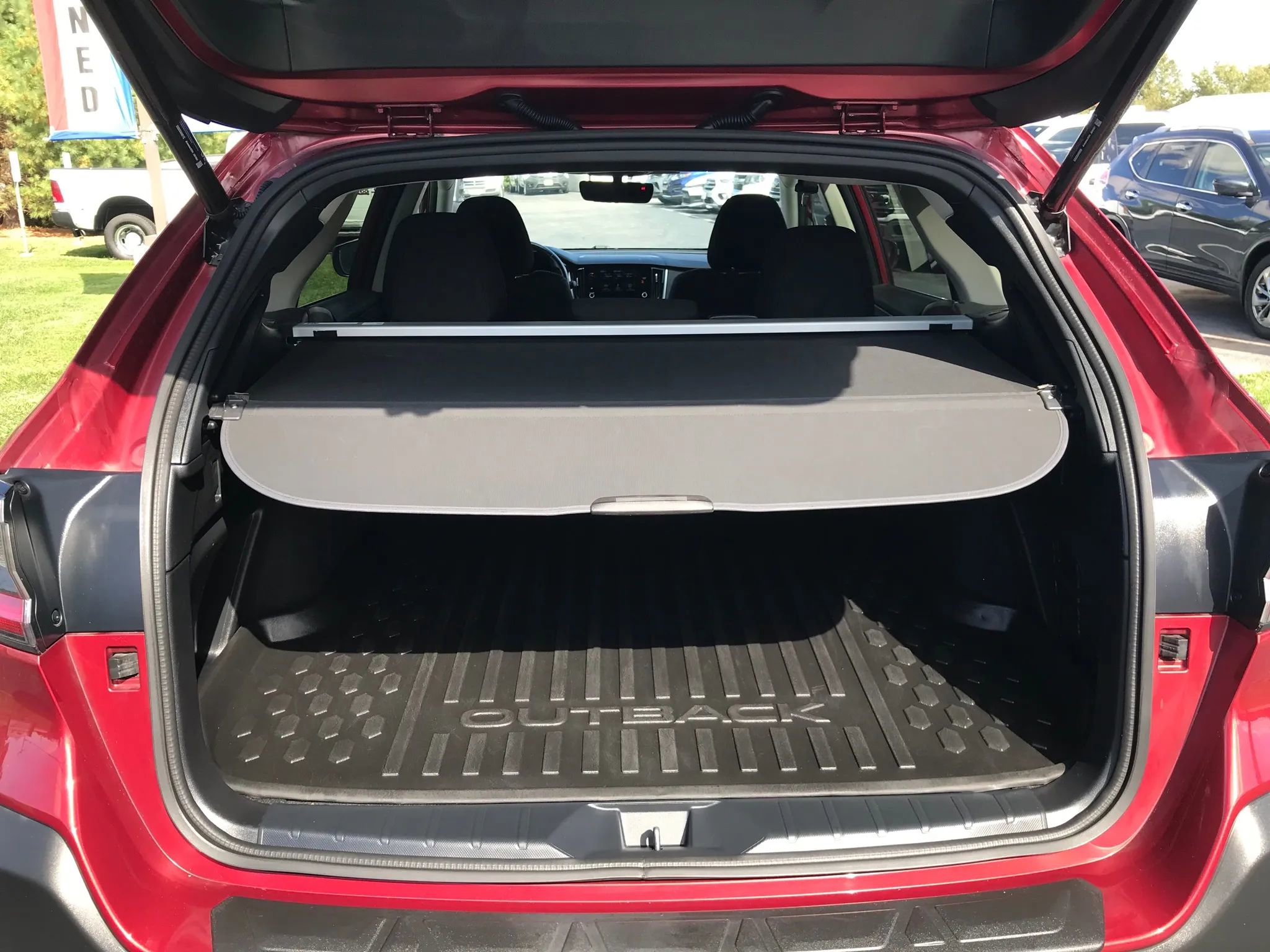 Used 2023 Subaru Outback Premium image 35