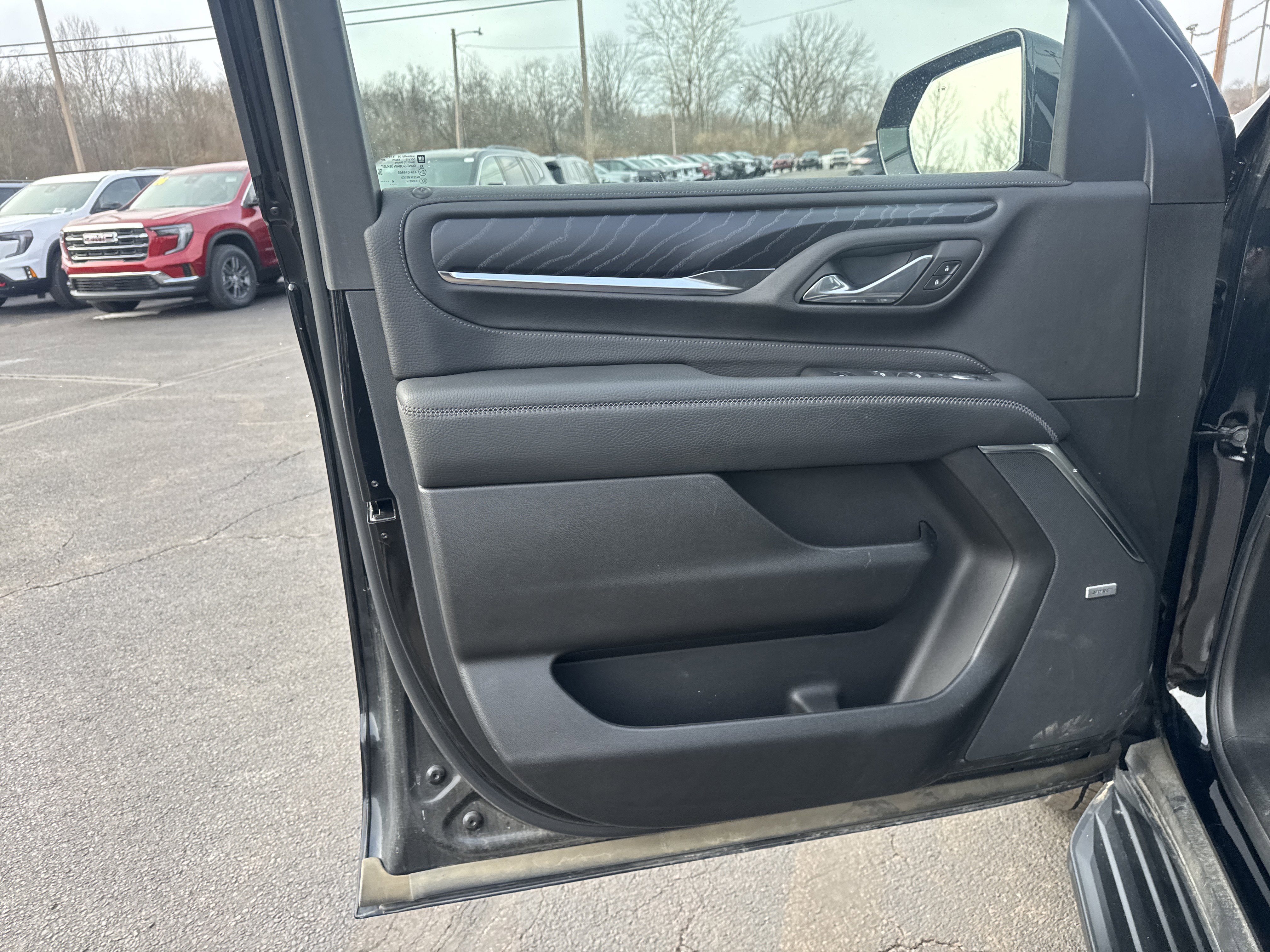 Used 2024 GMC Yukon Denali image 16