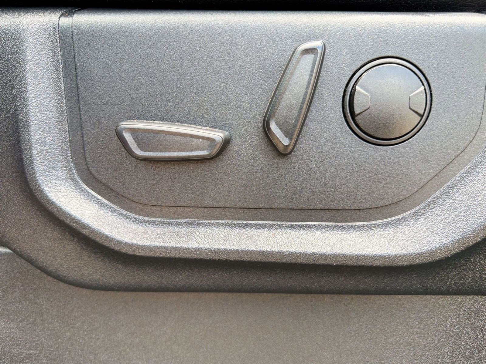 Used 2020 Ford F250 Lariat AWD/4WD image 13