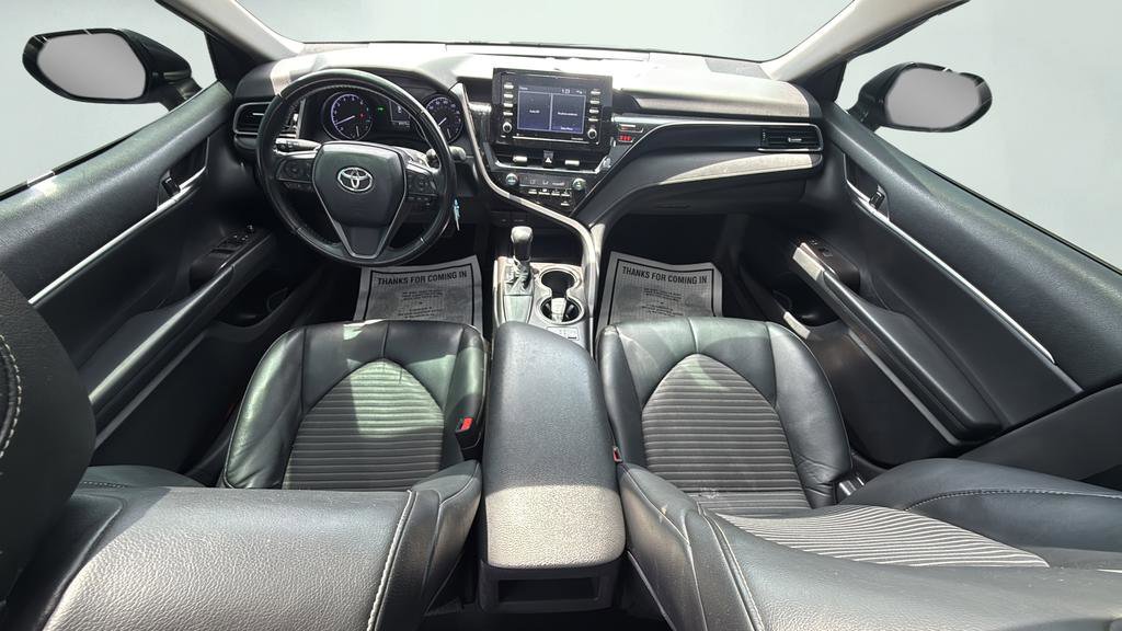 Used 2021 Toyota Camry SE w/ Cold Weather Package FWD image 29