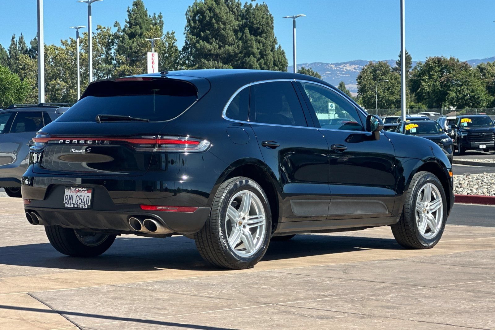 Used 2019 Porsche Macan S AWD/4WD image 4