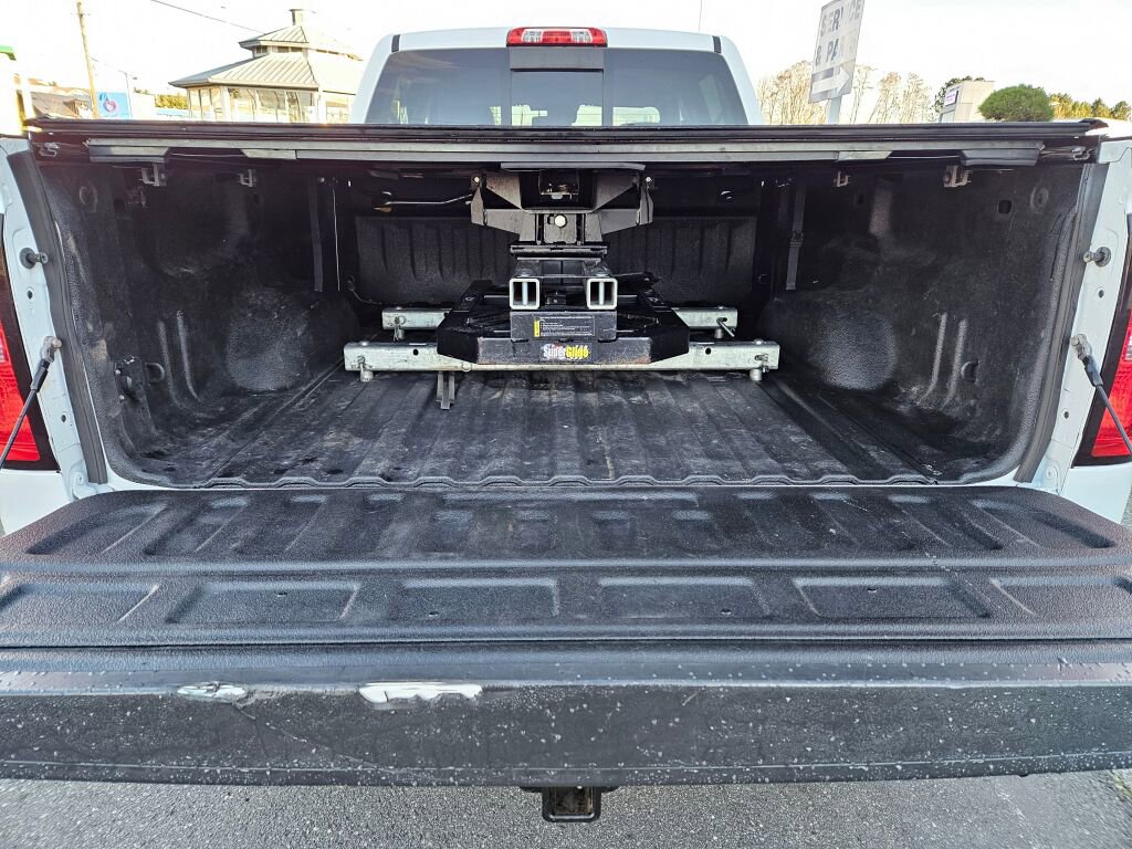 Used 2015 Chevrolet Silverado 3500 LTZ w/ Duramax Plus Package image 14