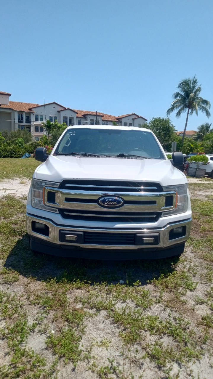 Used 2018 Ford F150 XLT w/ Equipment Group 301A Mid RWD image 3