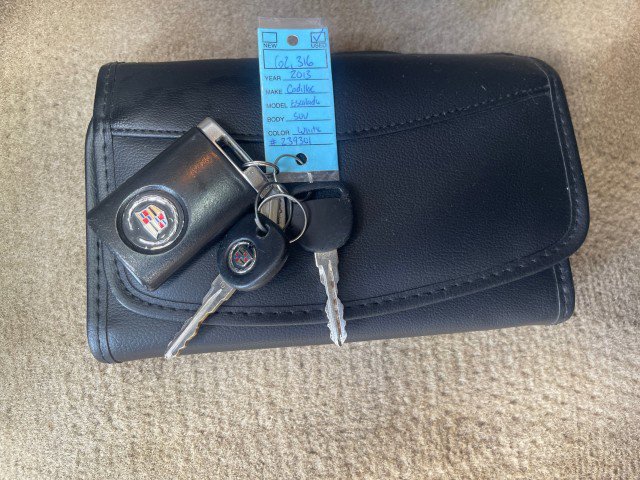 Used 2013 Cadillac Escalade 2WD image 24