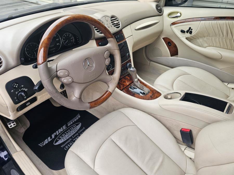 Used 2009 Mercedes-Benz CLK 350 Coupe w/ Premium I Pkg image 12