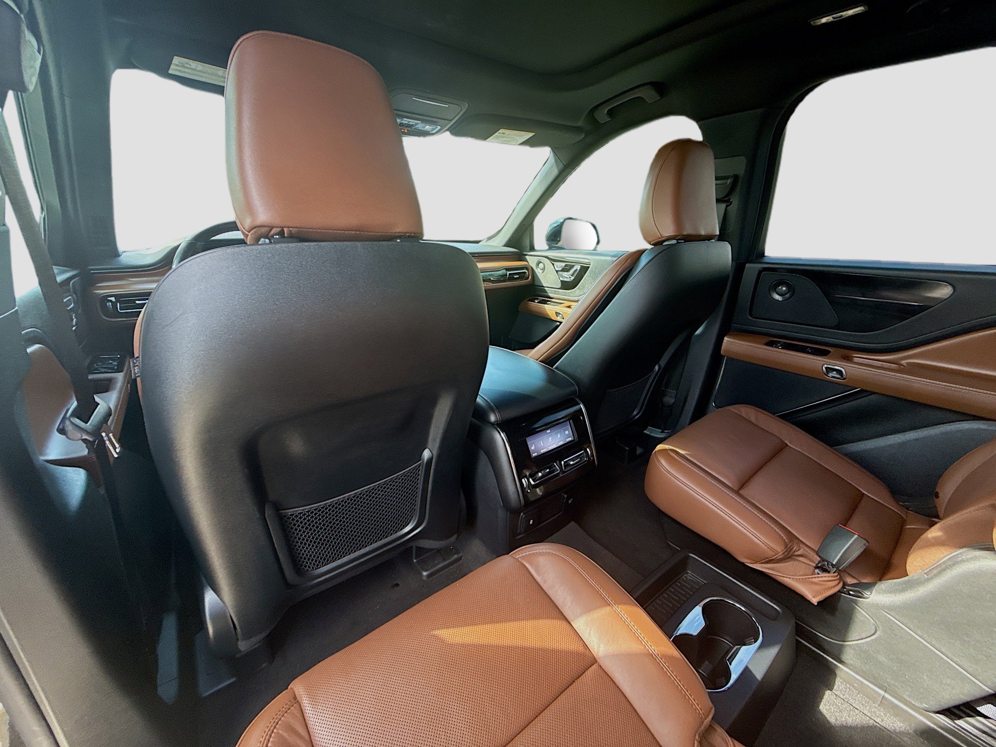 Used 2023 Lincoln Aviator Reserve w/ Equipment Group 201A image 25