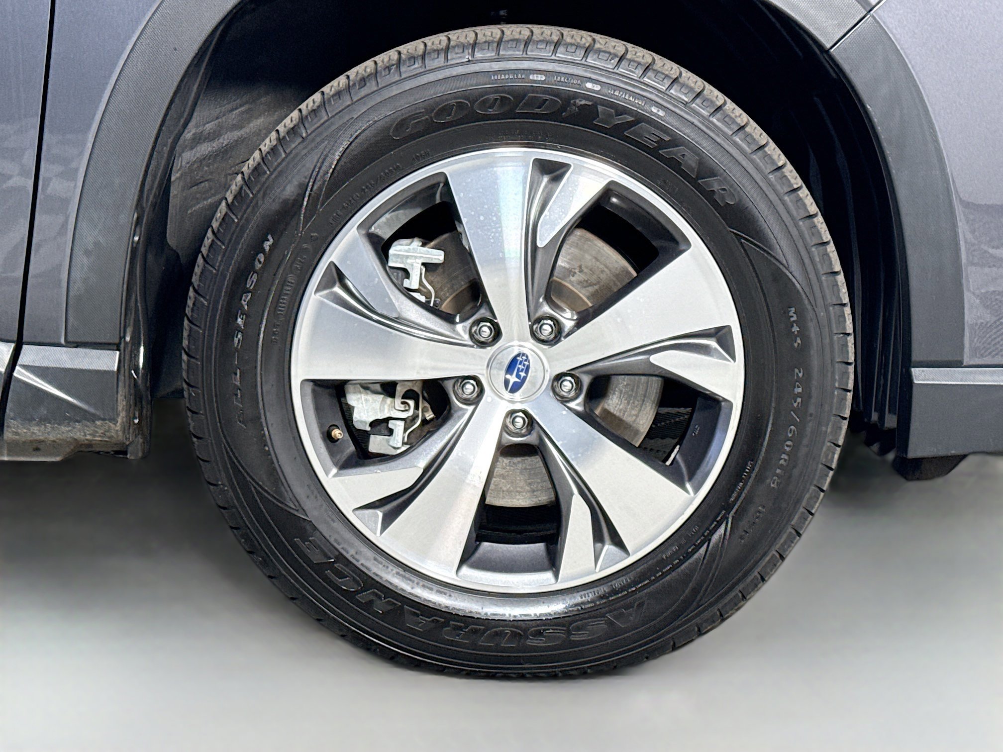 Used 2024 Subaru Ascent Premium w/ Convenience Package image 32