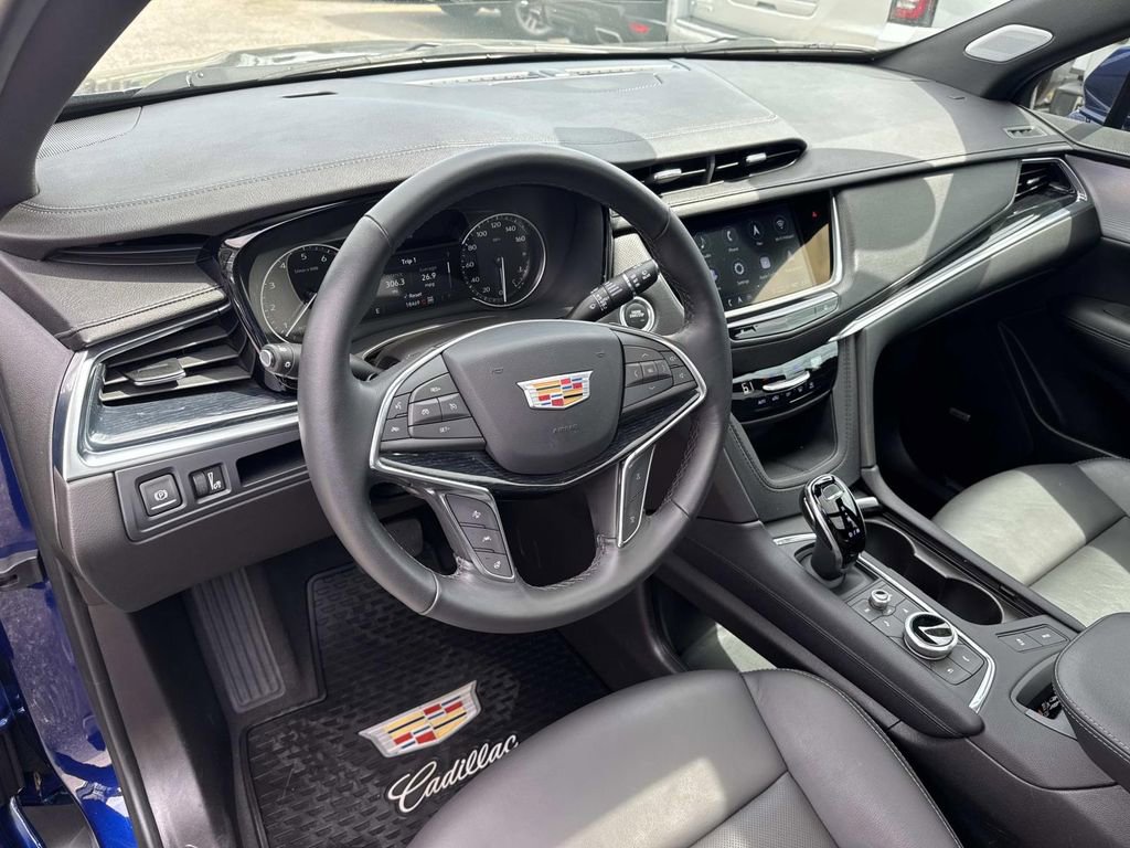 Used 2024 Cadillac XT5 Premium Luxury image 18