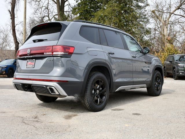 New 2026 Volkswagen Atlas Peak Edition image 7