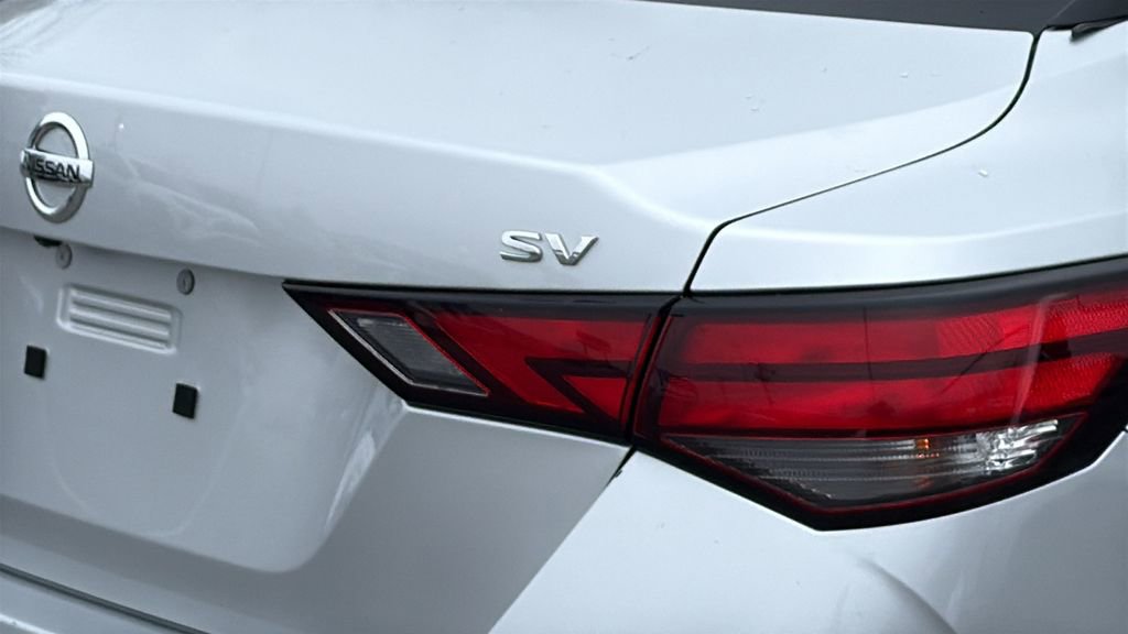 Used 2023 Nissan Sentra SV image 6