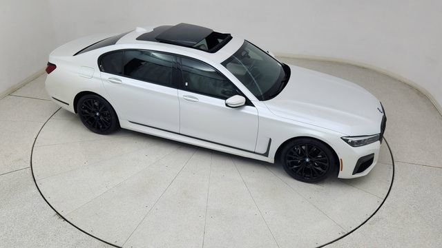 Used 2022 BMW 740i w/ M Sport Package image 78