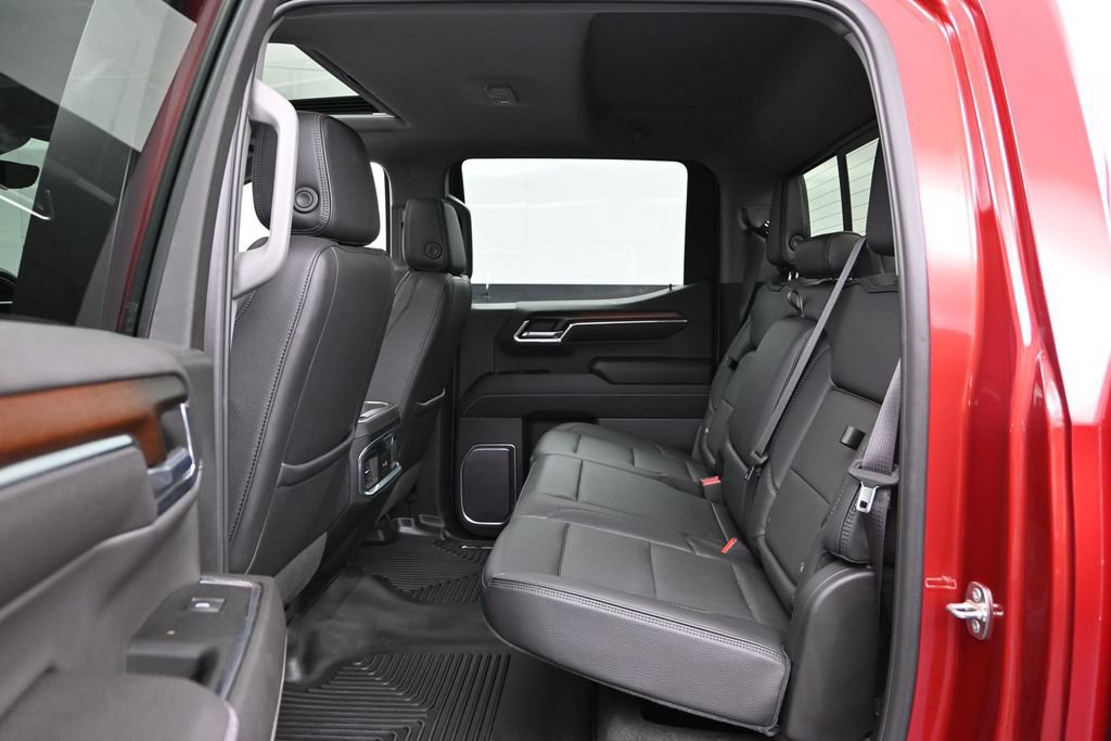 Used 2024 GMC Sierra 1500 Denali w/ Technology Package AWD/4WD image 23