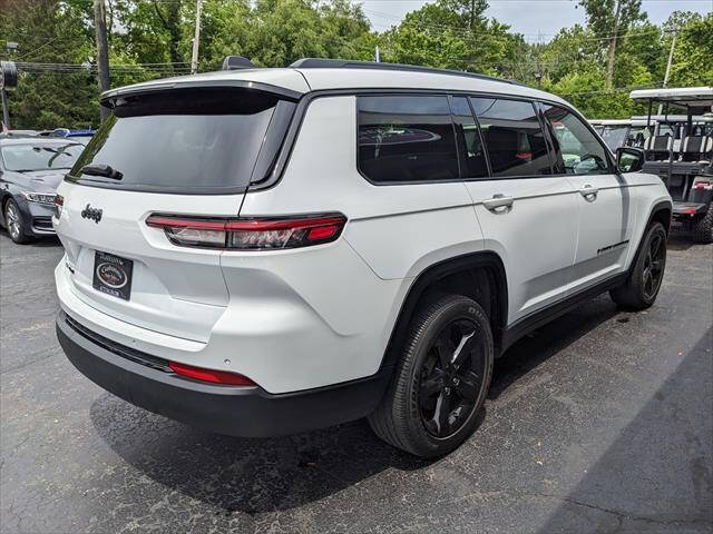 Used 2023 Jeep Grand Cherokee L Laredo AWD/4WD image 5