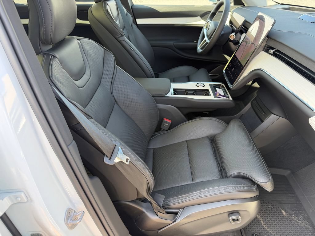 New 2026 Volvo EX90 Ultra AWD/4WD image 9
