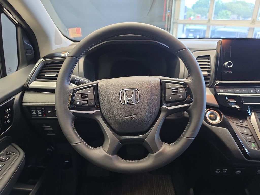 Used 2025 Honda Odyssey Touring image 20