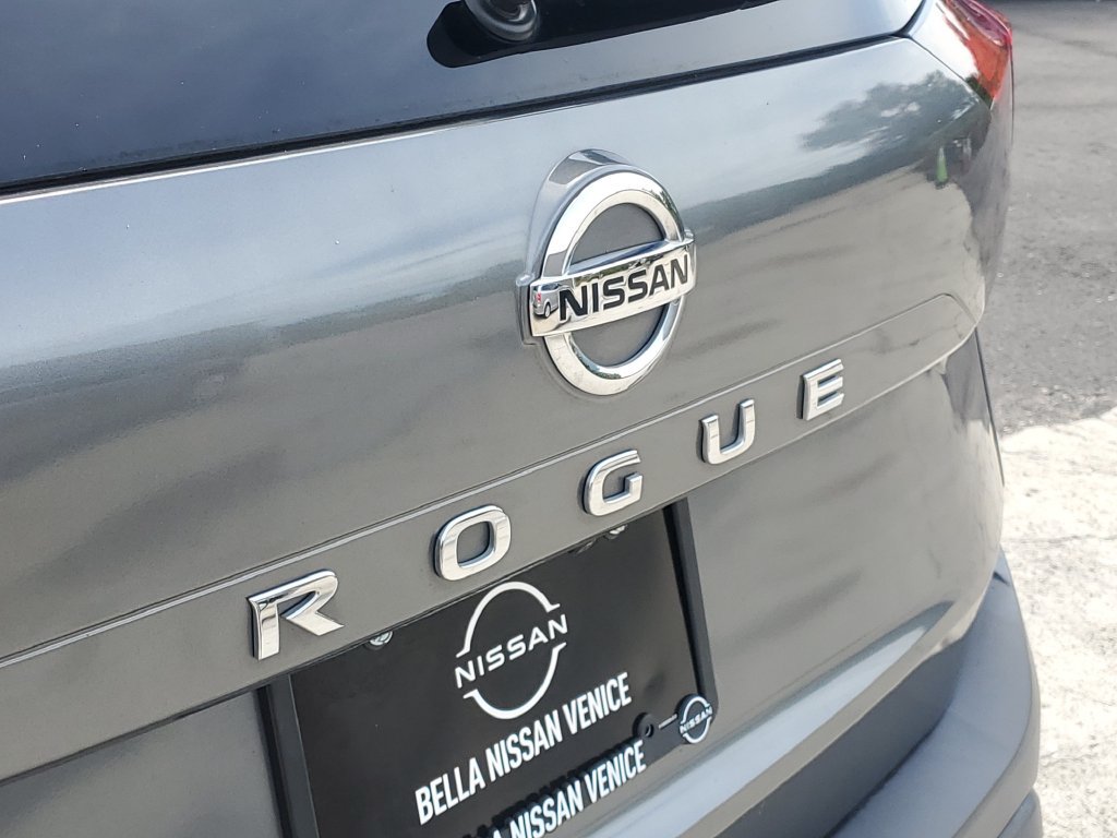 Certified 2021 Nissan Rogue S FWD image 15