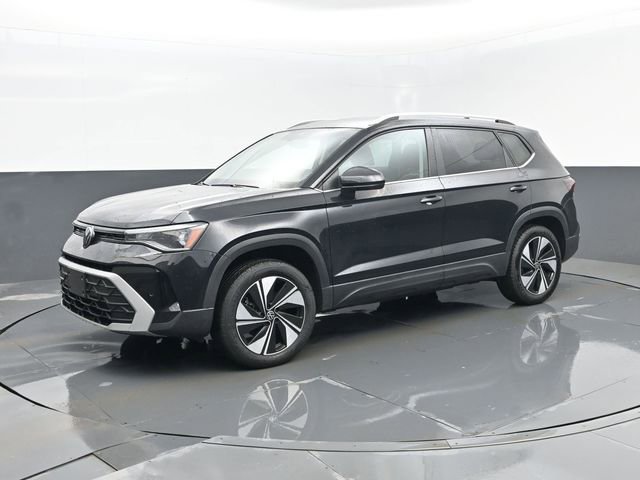 Used 2025 Volkswagen Taos SE