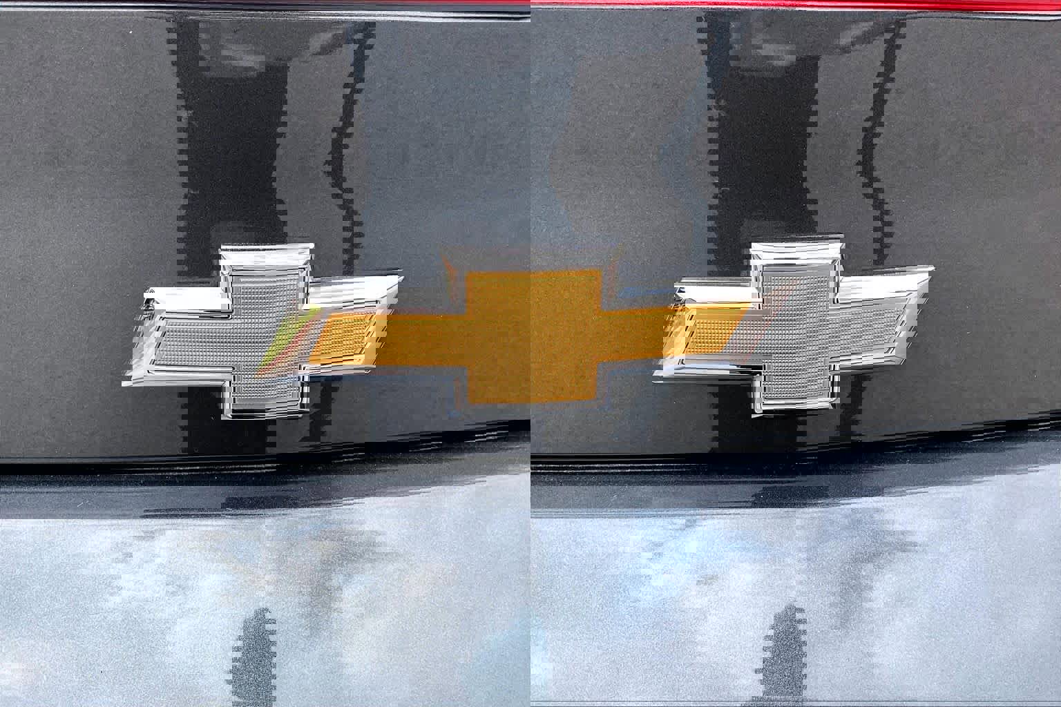 Used 2021 Chevrolet Camaro LT image 30