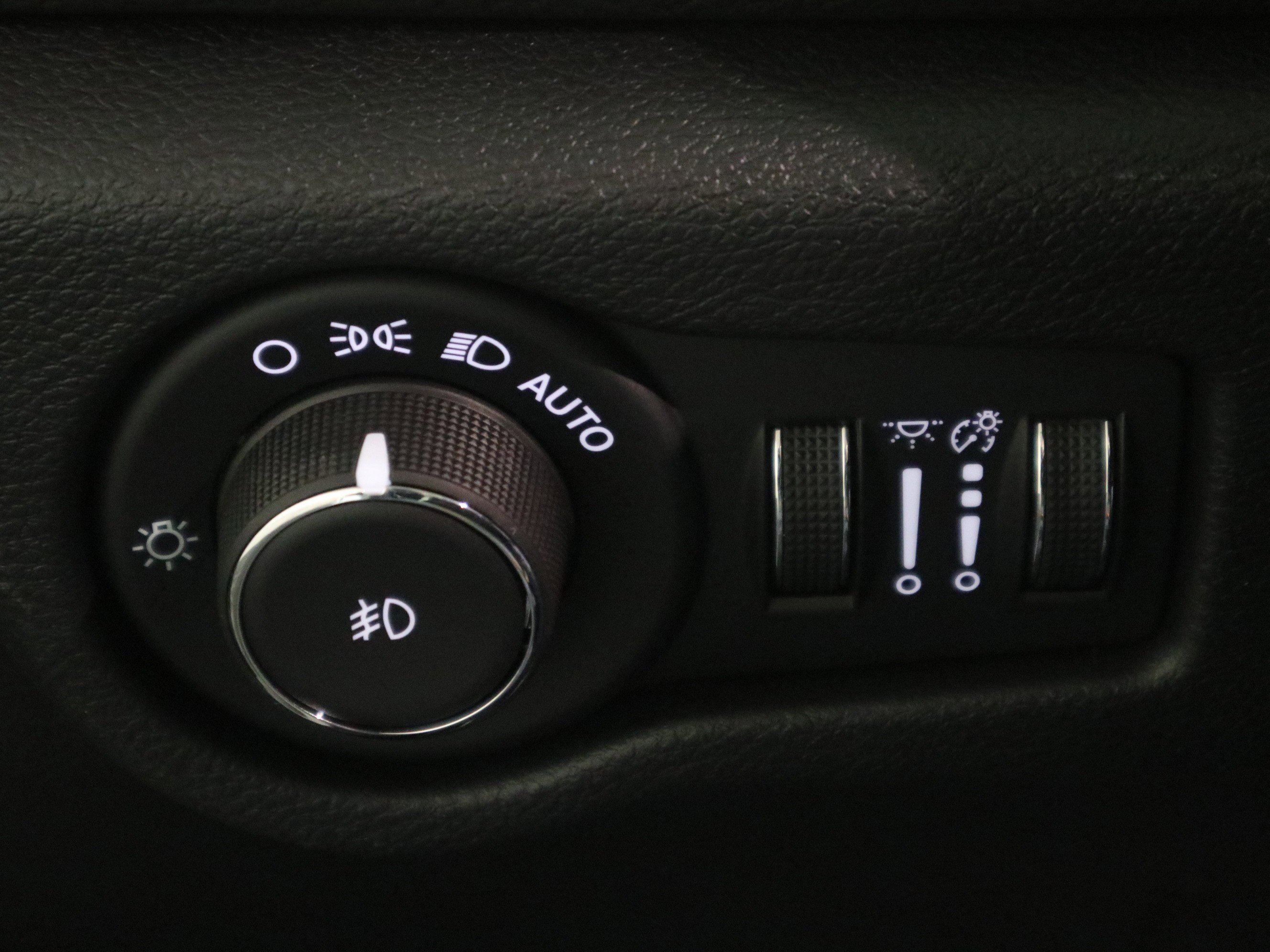 New 2026 Chrysler Pacifica Select image 33