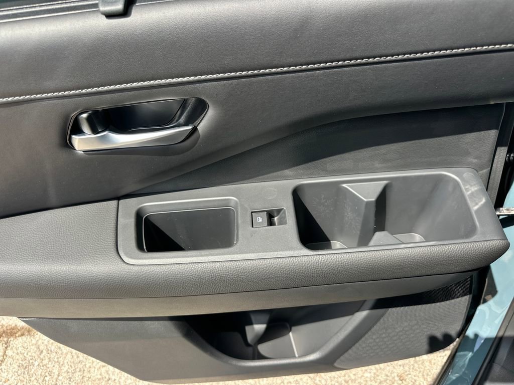New 2026 Nissan Pathfinder SL w/ SL Premium Package image 14