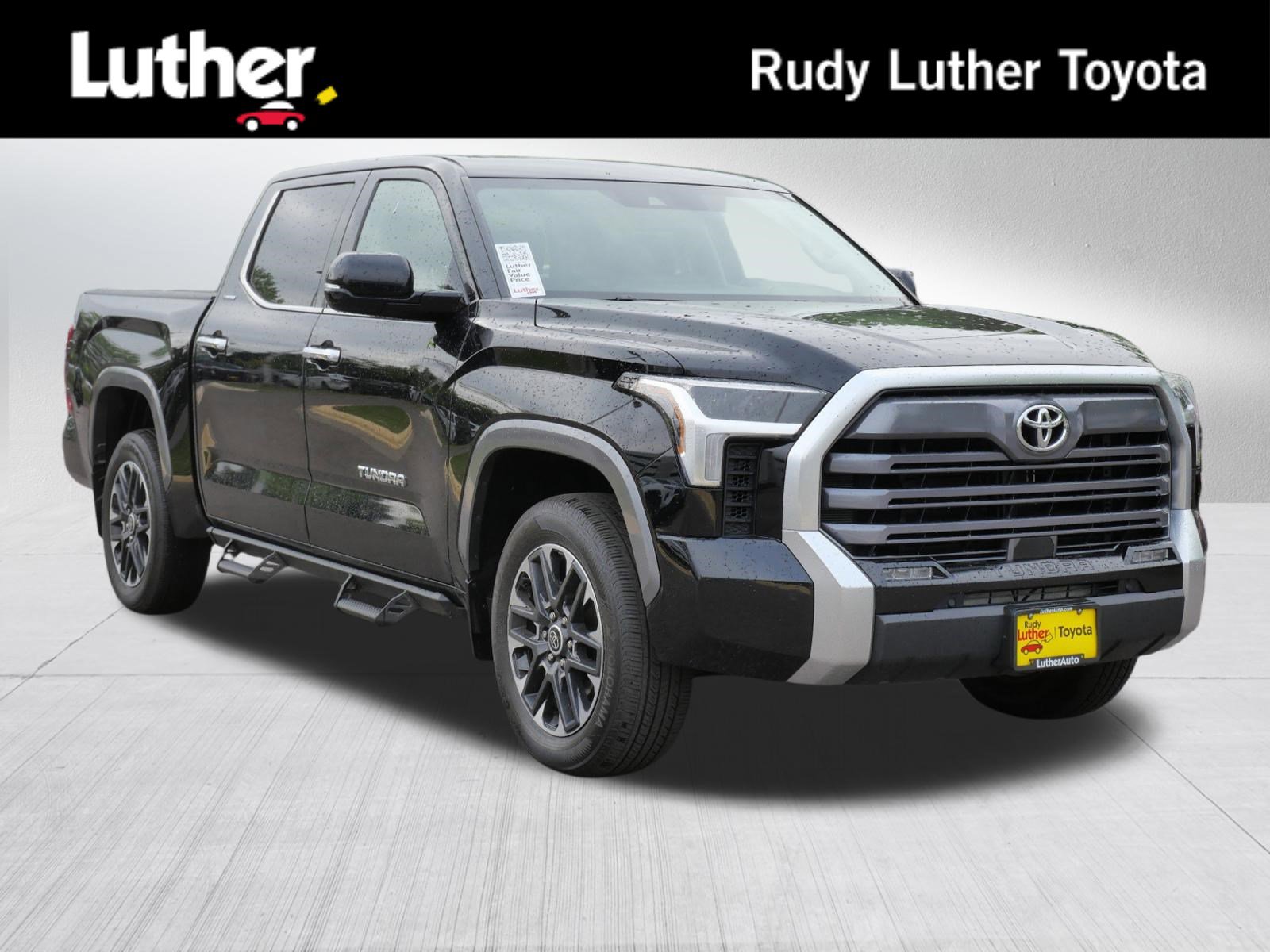 Used 2024 Toyota Tundra Limited w/ Power Package AWD/4WD image 1