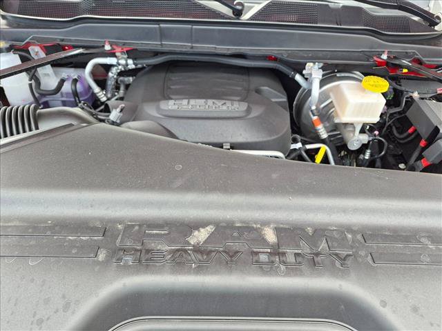New 2026 RAM 2500 Laramie AWD/4WD image 17