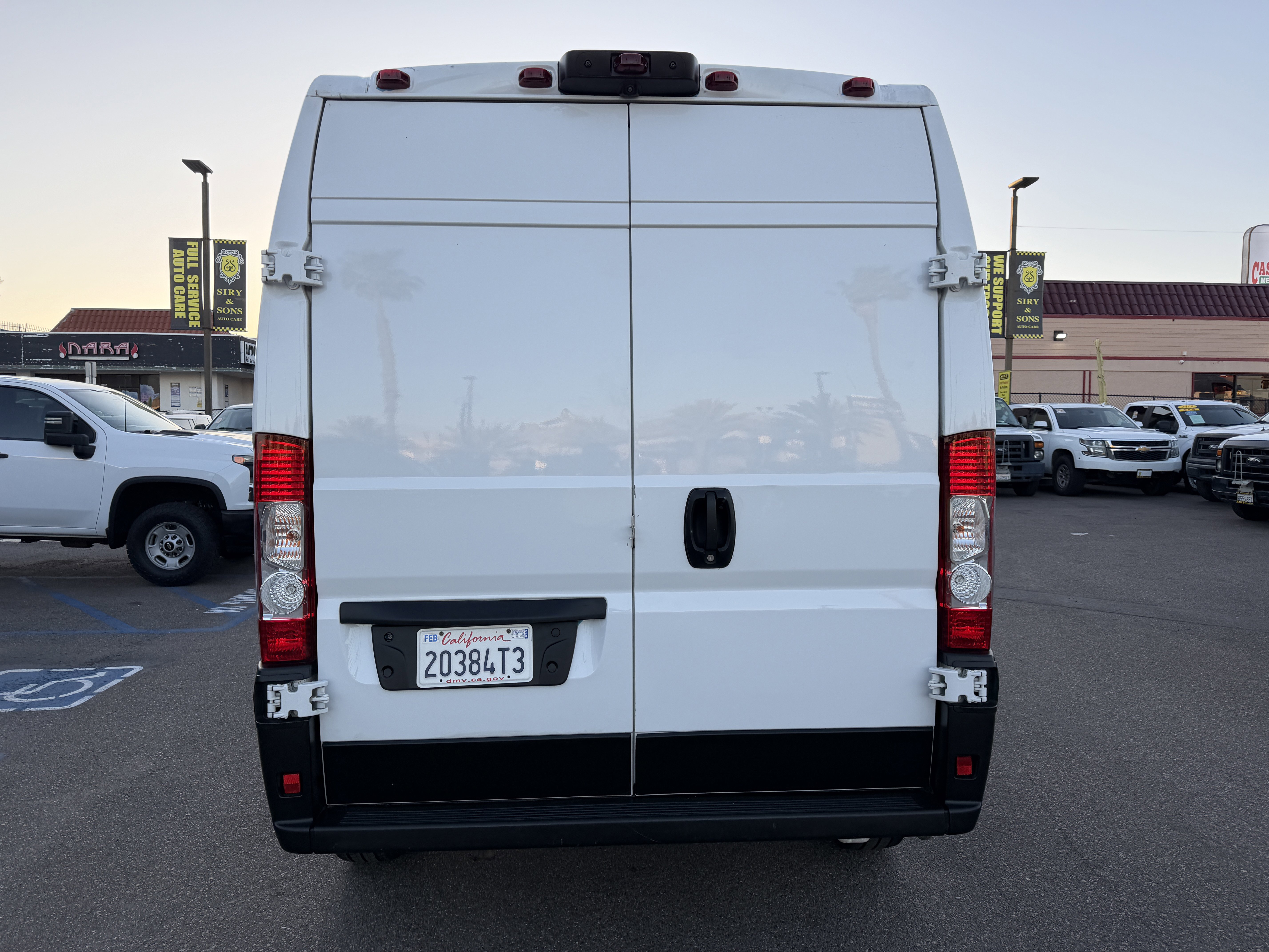 Used 2023 RAM ProMaster 2500 FWD image 6