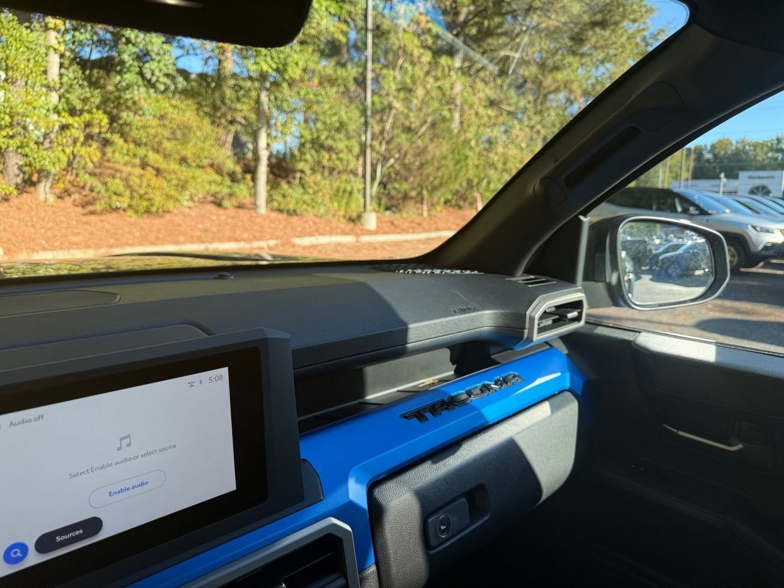 Used 2025 Toyota Tacoma TRD Off-Road image 35