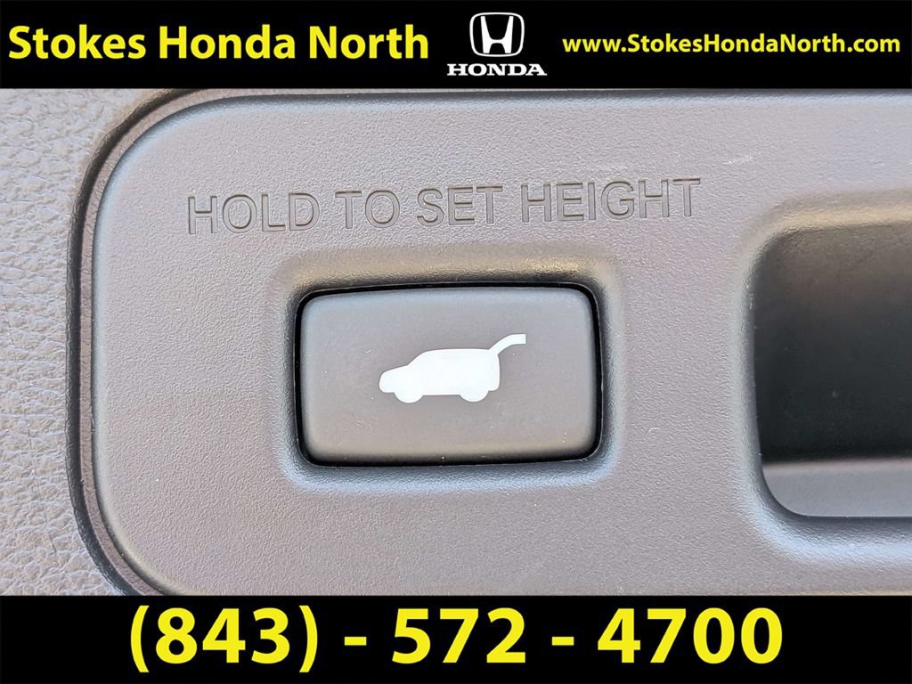 Certified 2025 Honda Odyssey Touring image 17