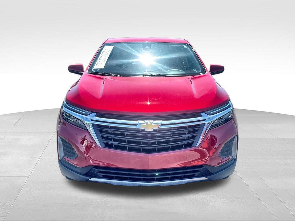 Used 2024 Chevrolet Equinox LT w/ LPO, Floor Liner Package FWD image 3