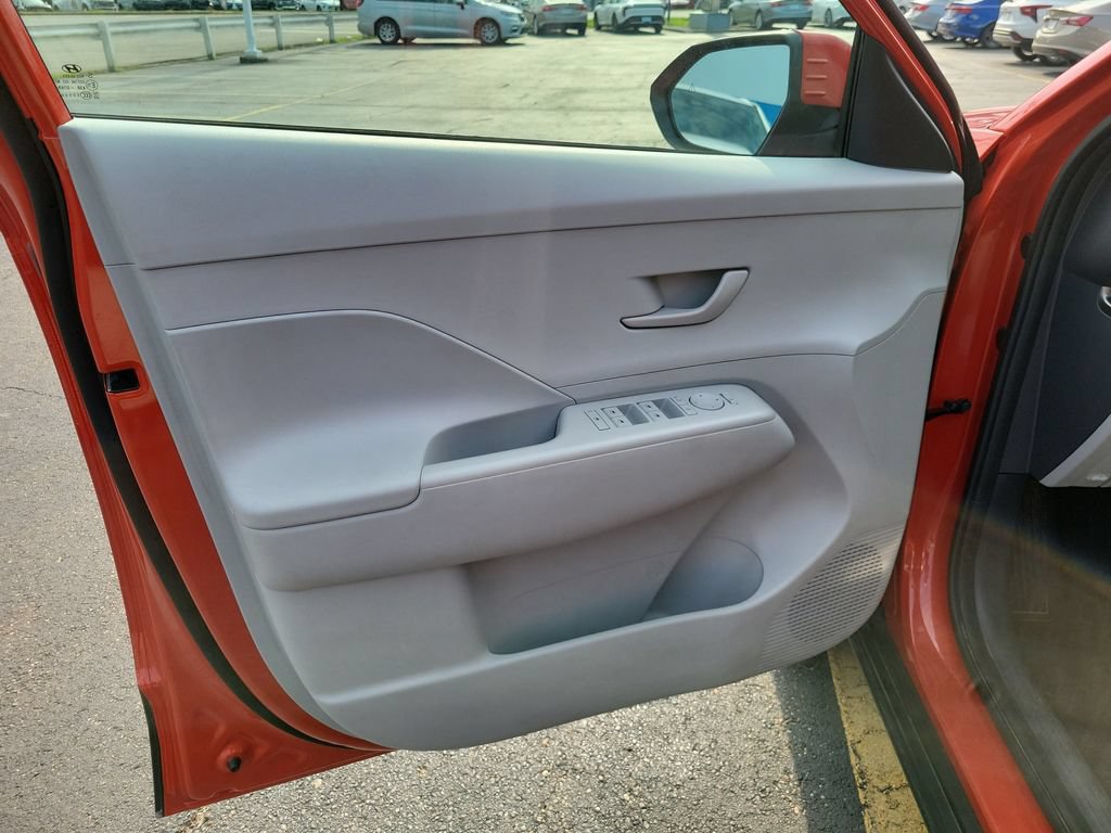 Used 2024 Hyundai Kona SEL AWD/4WD image 21