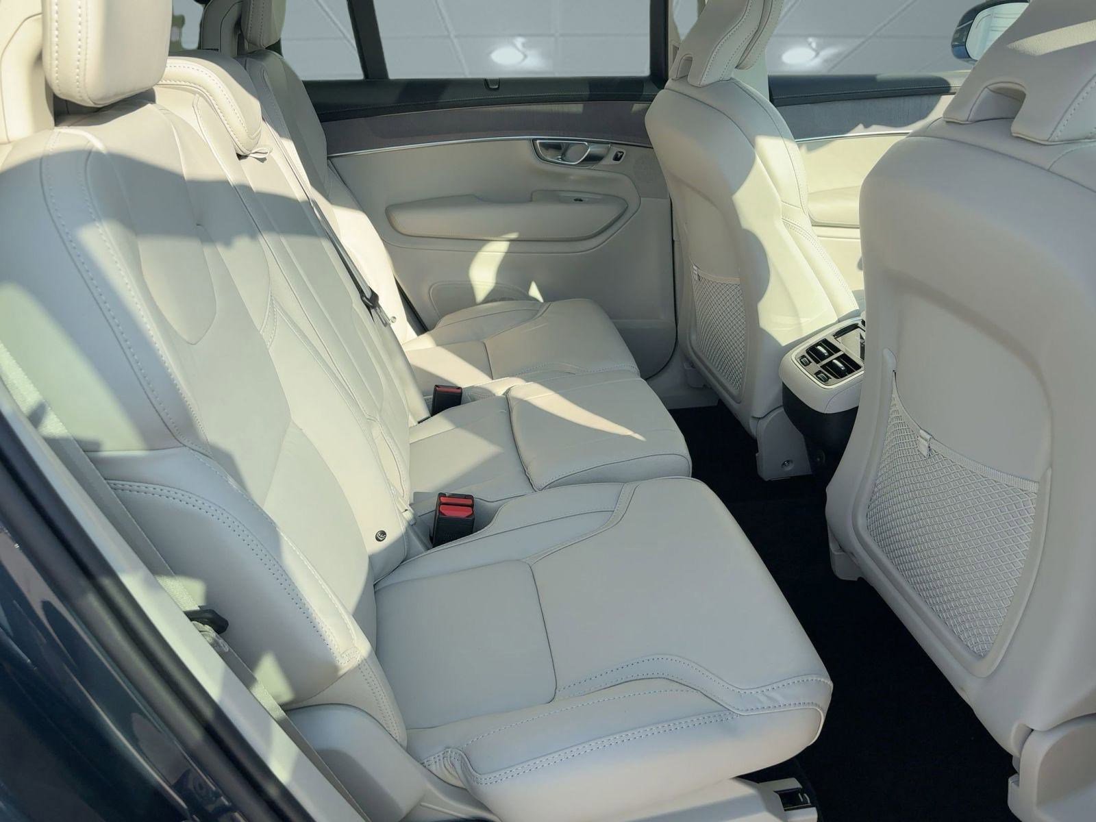 New 2026 Volvo XC90 B6 Ultra image 29
