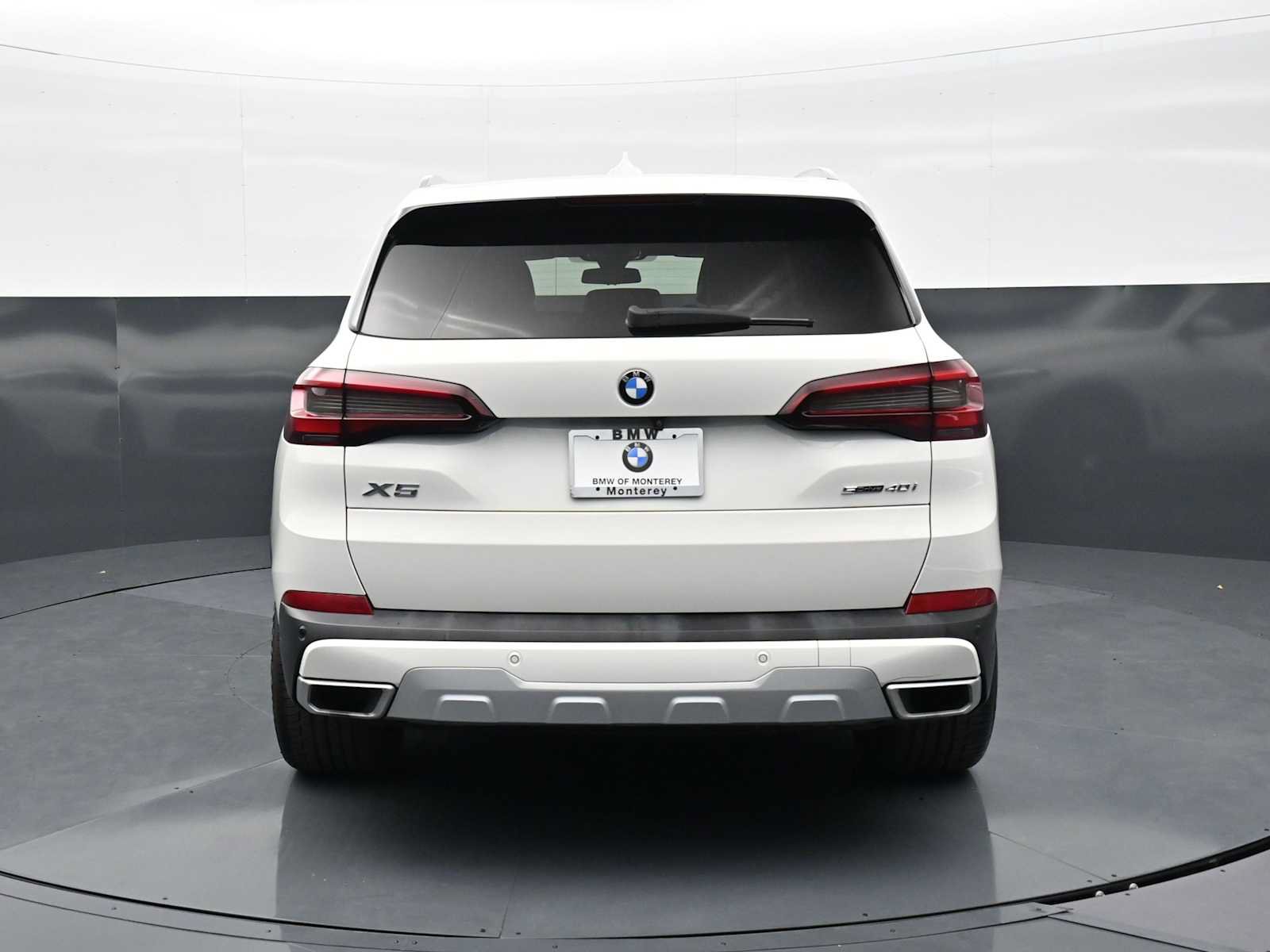 Used 2022 BMW X5 sDrive40i w/ Premium Package RWD image 6