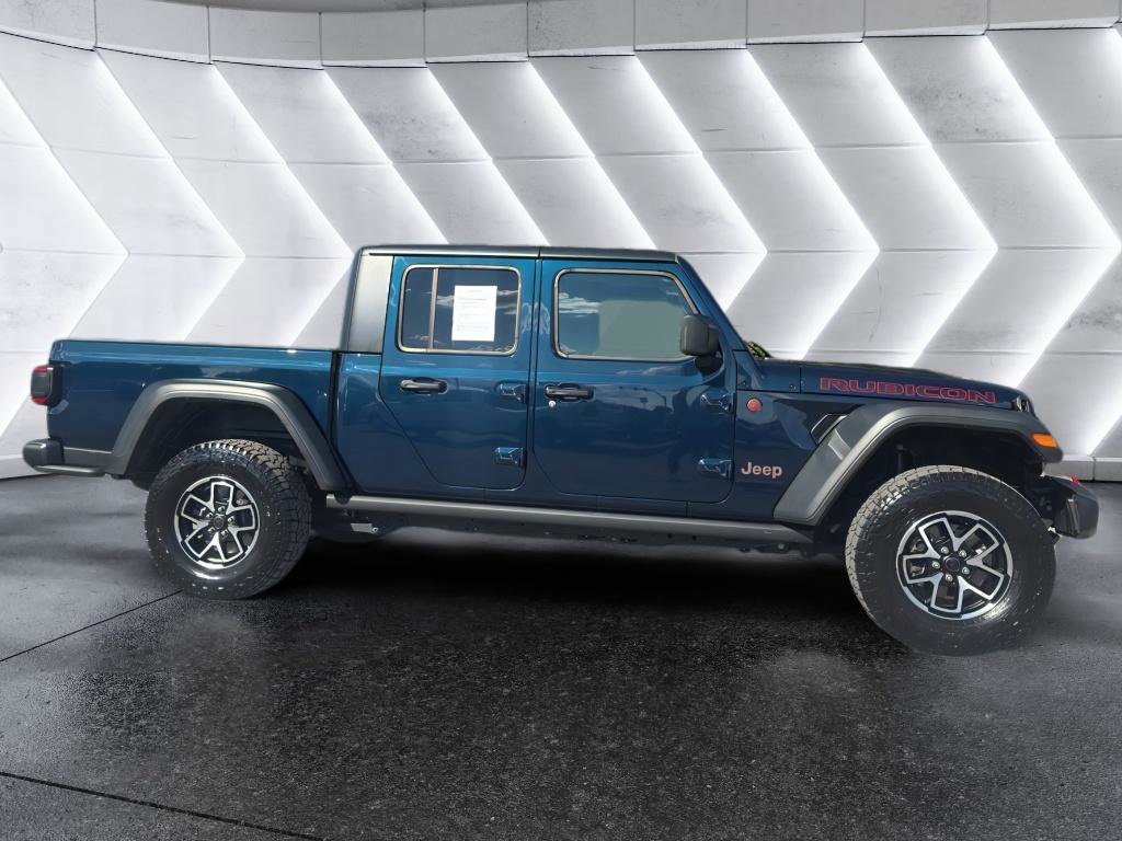 Used 2025 Jeep Gladiator Rubicon w/ Safety Group image 8
