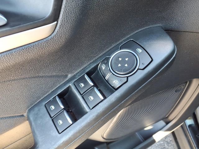 Used 2022 Ford Escape SEL w/ Technology Package image 12