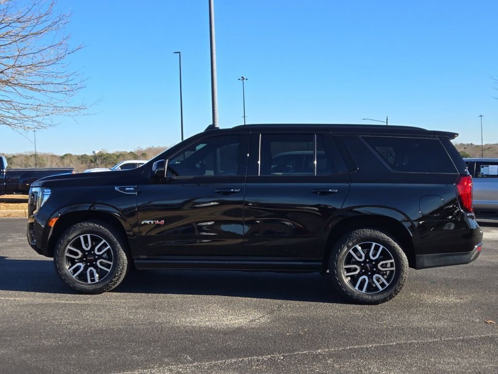 Used 2023 GMC Yukon AT4 w/ Max Trailering Package image 12