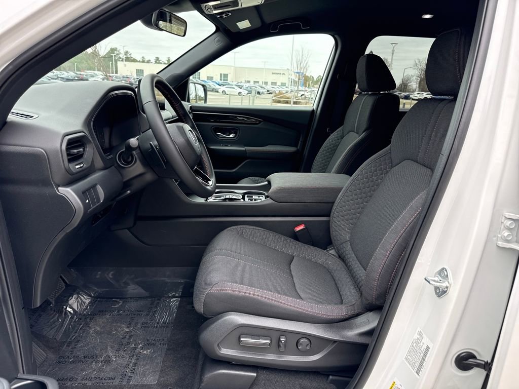New 2026 Honda Pilot Sport image 11
