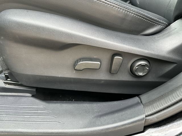 Used 2023 Subaru Outback Limited XT image 16