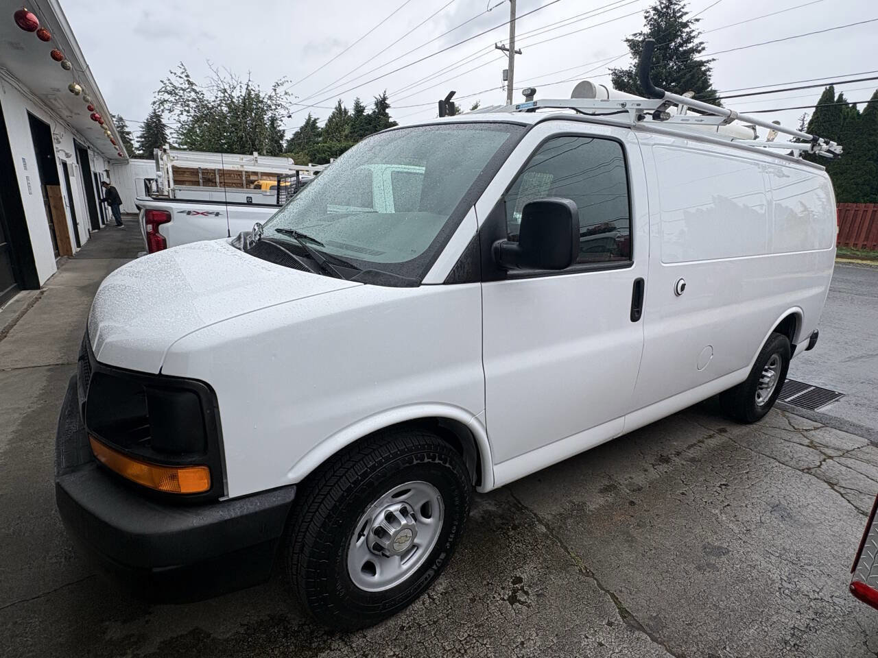 Used 2013 Chevrolet Express 2500 RWD image 5