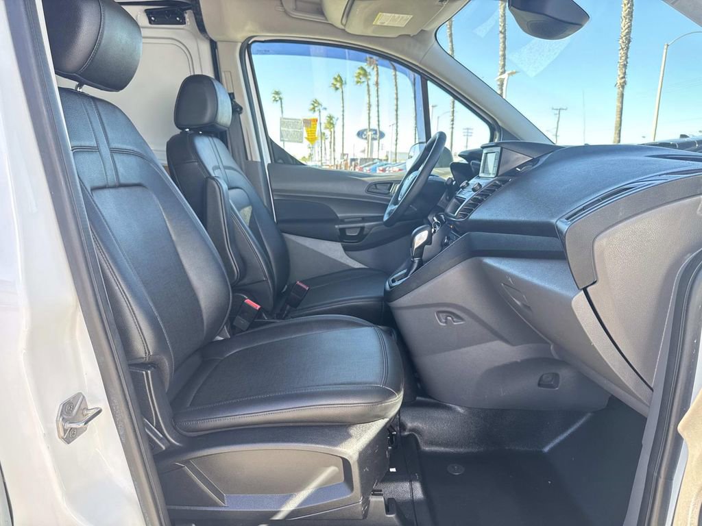 Certified 2019 Ford Transit Connect XL image 27