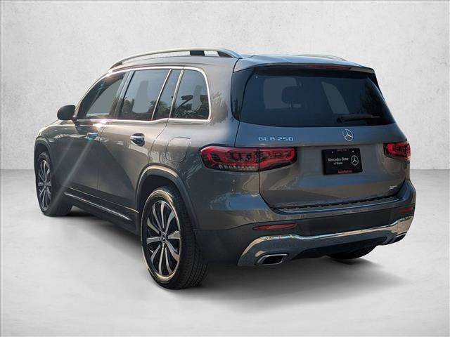 Used 2022 Mercedes-Benz GLB 250 image 8