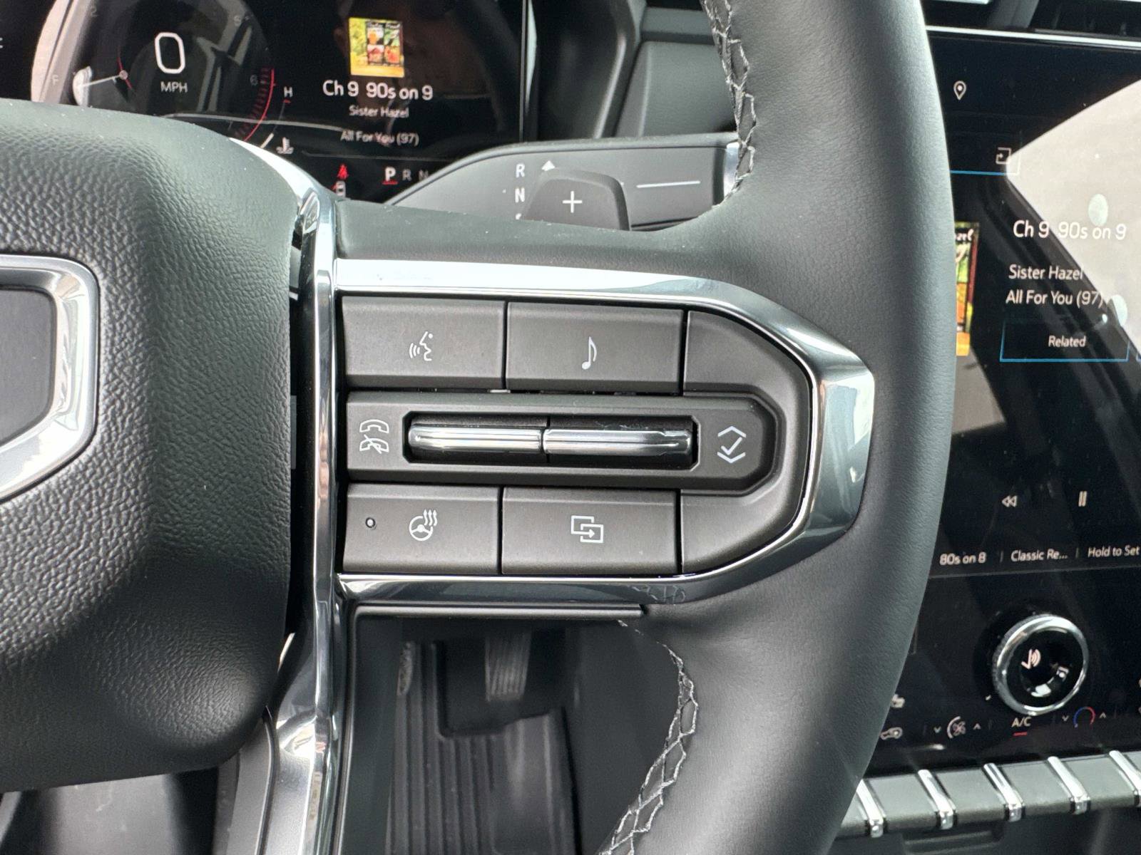 New 2026 GMC Terrain Elevation w/ Black Edition FWD image 31