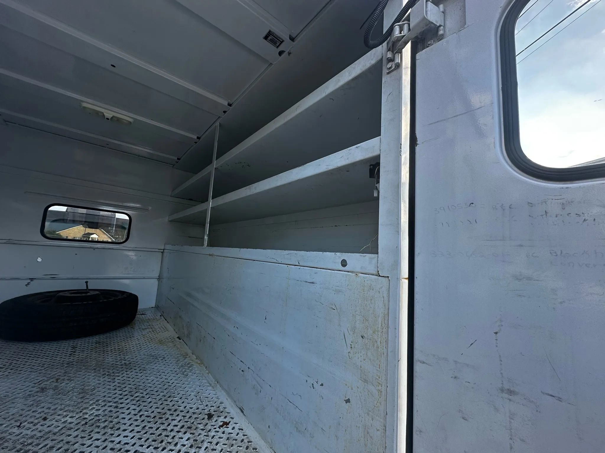 Used 2014 RAM 3500 Tradesman image 5