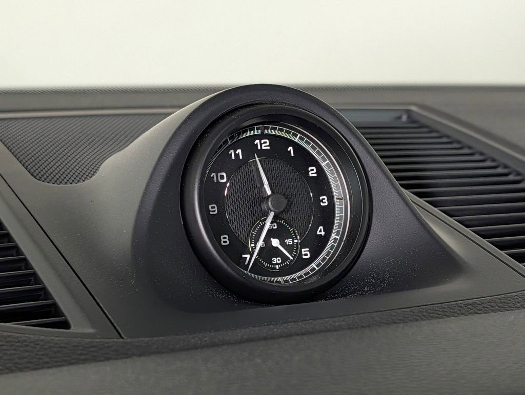 New 2026 Porsche Macan image 30