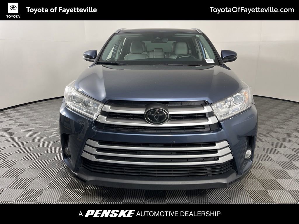 Used 2019 Toyota Highlander XLE FWD image 7