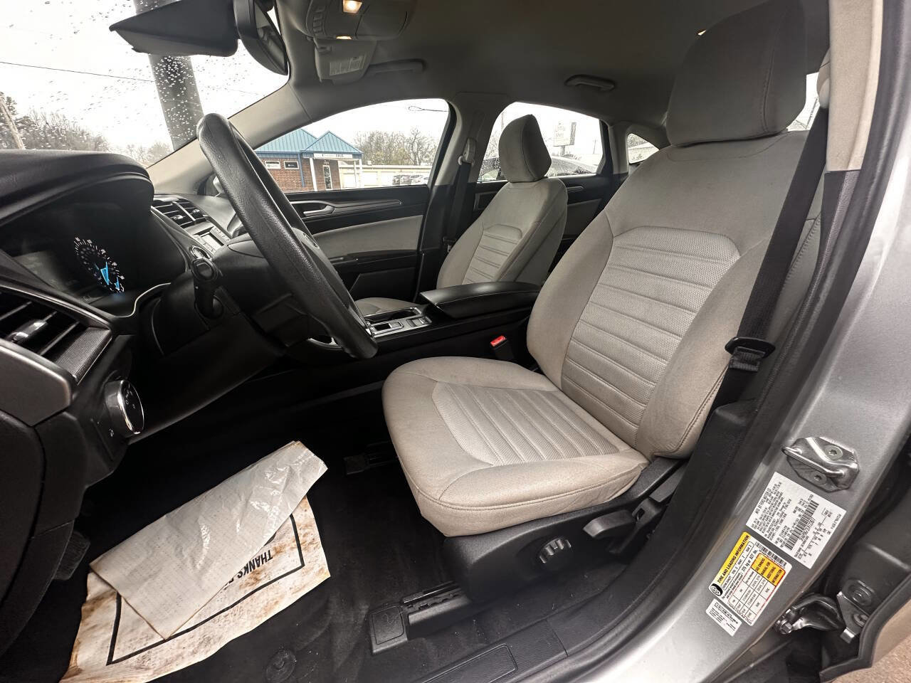 Used 2020 Ford Fusion S image 10