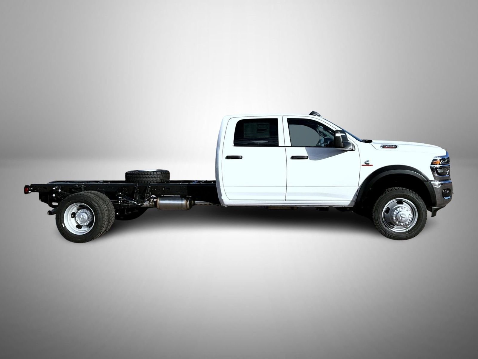 New 2026 RAM 5500 Tradesman w/ Chrome Appearance Group image 4