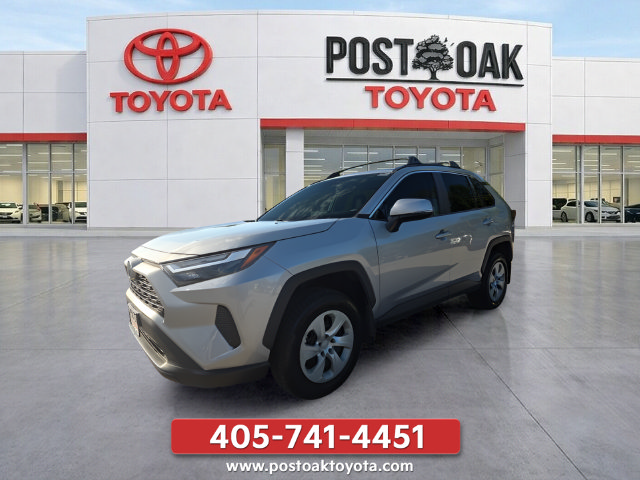 Used 2024 Toyota RAV4 XLE w/ Convenience Package AWD/4WD image 2