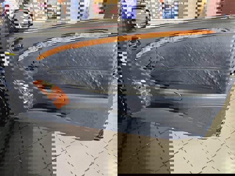 Used 2004 Mercedes-Benz CLK 320 Cabriolet image 11